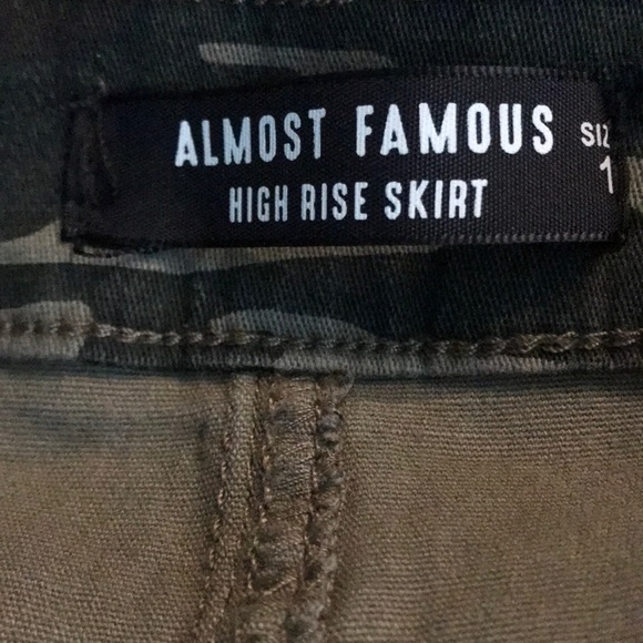 NWOT ALMOST FAMOUS HIGH RISE SKIRT - Picture 3 of 3
